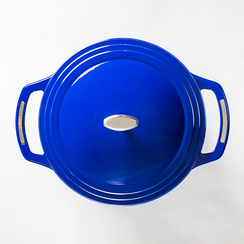 USA Enamelâ„¢ Cast Iron Dutch Oven - Image 4