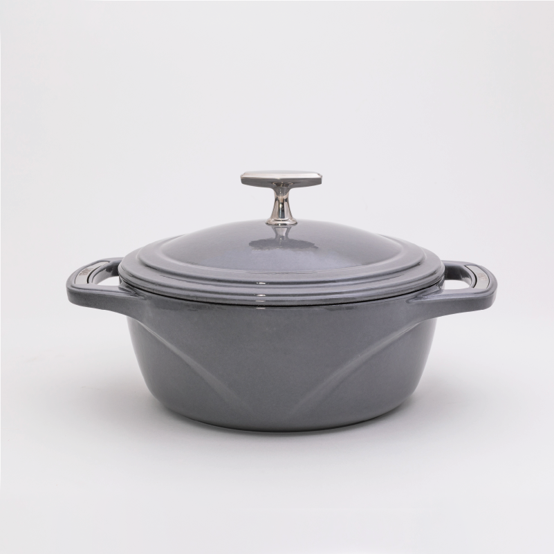 USA Enamelâ„¢ Cast Iron Dutch Oven - Image 24
